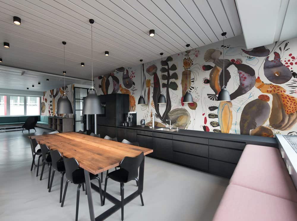 4 Inspiring Commercial Wallcoverings for Your Office